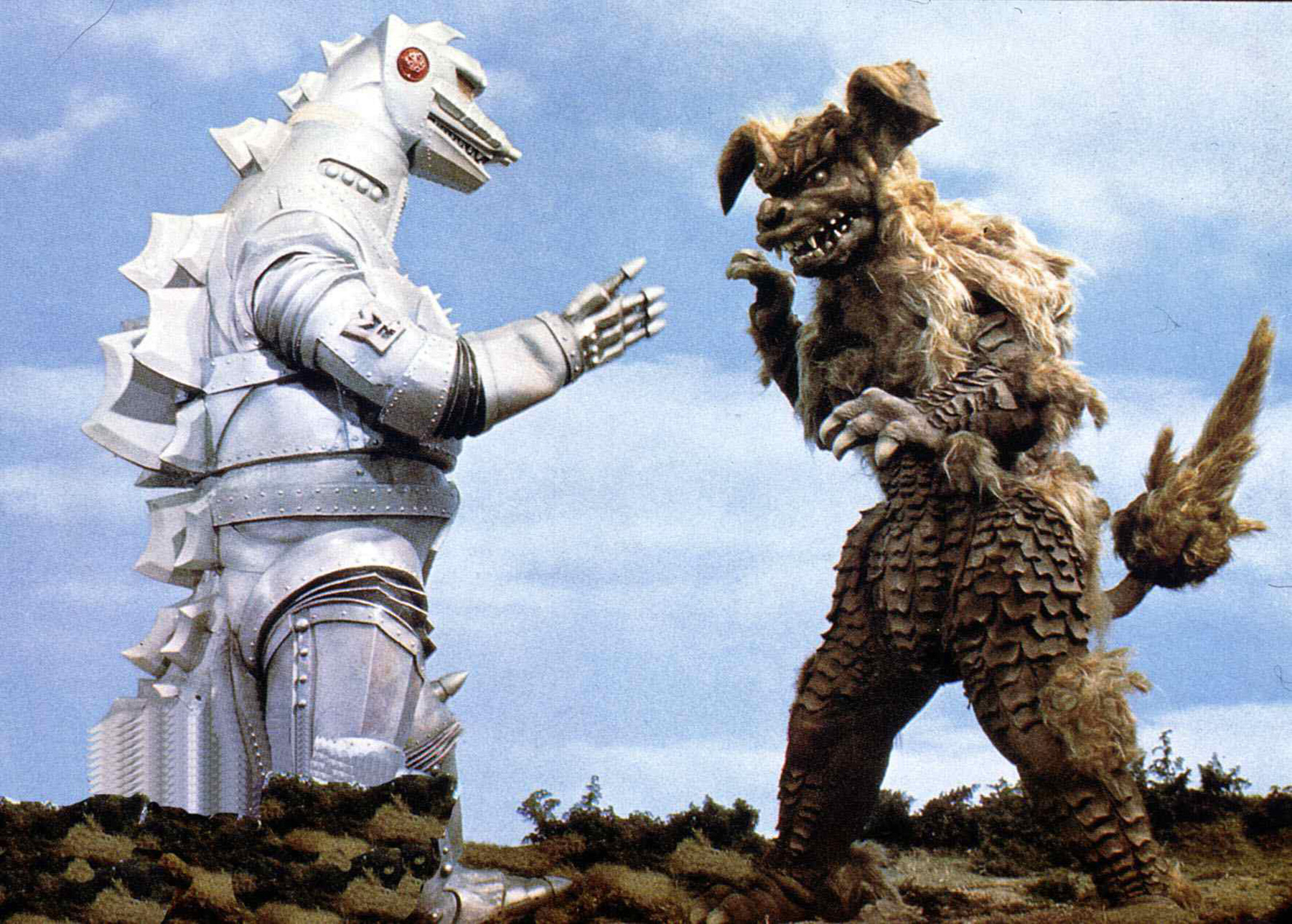 14_Mechagodzilla & Ceasar