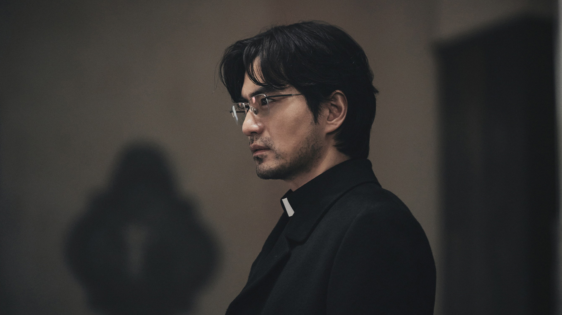 Dark nuns - Avec les moyens de la dîme - Père Paul - Lee Jin-Wook