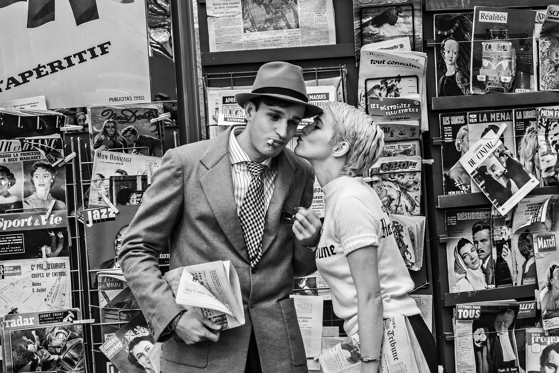 Aubry Dullin dans le rôle de Jean-Paul Belmondo et Zoey Deutch dans le rôle de Jean Seberg dans Nouvelle Vague. Cr. Jean-Louis Fernandez/Avec l'aimable autorisation de Netflix
