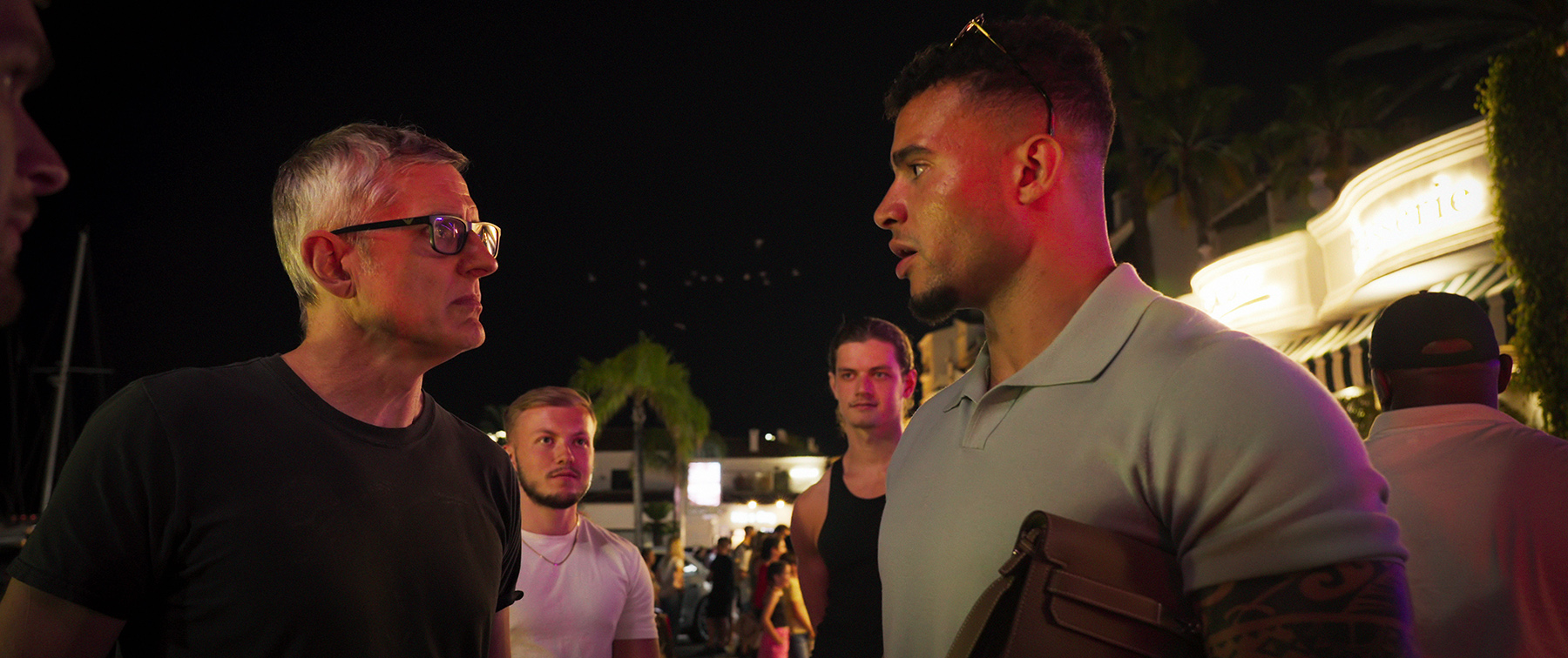 (L to R) Louis Theroux, Harrison Sullivan (HS Tikky Tokky), in Louis Theroux: Inside the Manosphere. Cr. Courtesy of Netflix © 2026