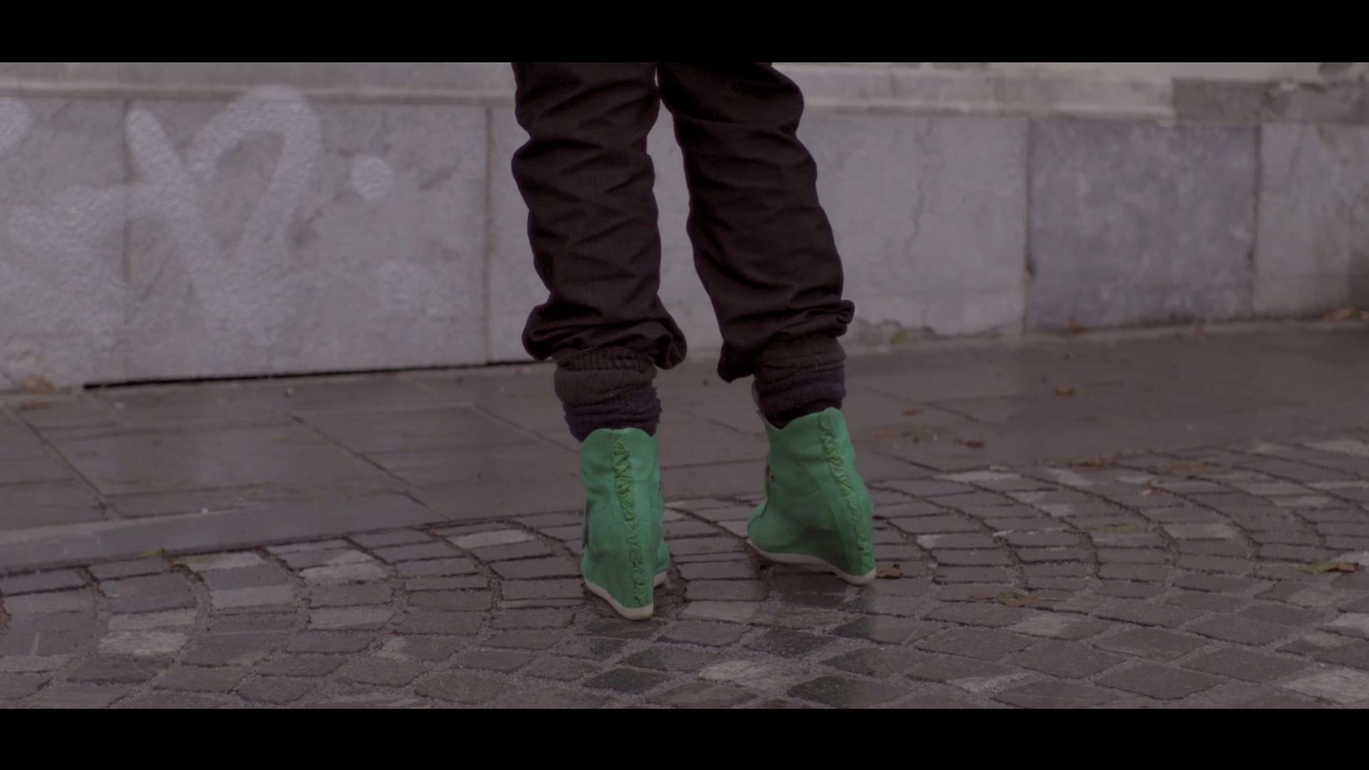 As time swallows time - Une