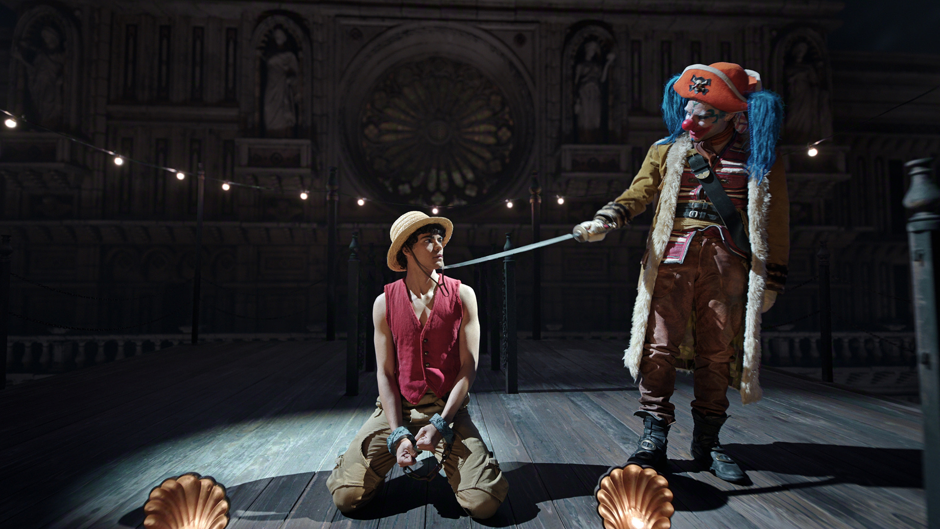 One Piece. (L to R) Iñaki Godoy as Monkey D. Luffy, Jeff Ward as Buggy in season 2 of One Piece. Cr. Courtesy of Netflix © 2026