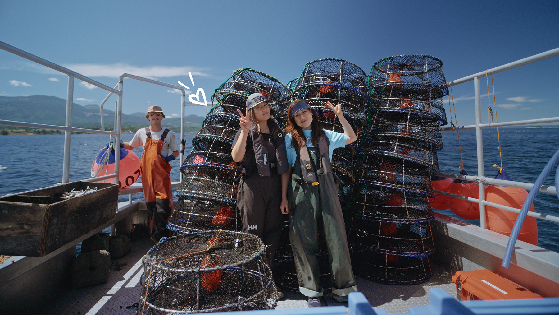 Our ocean table - Une réalisation contemporaine - Photo Credit Kate Smith