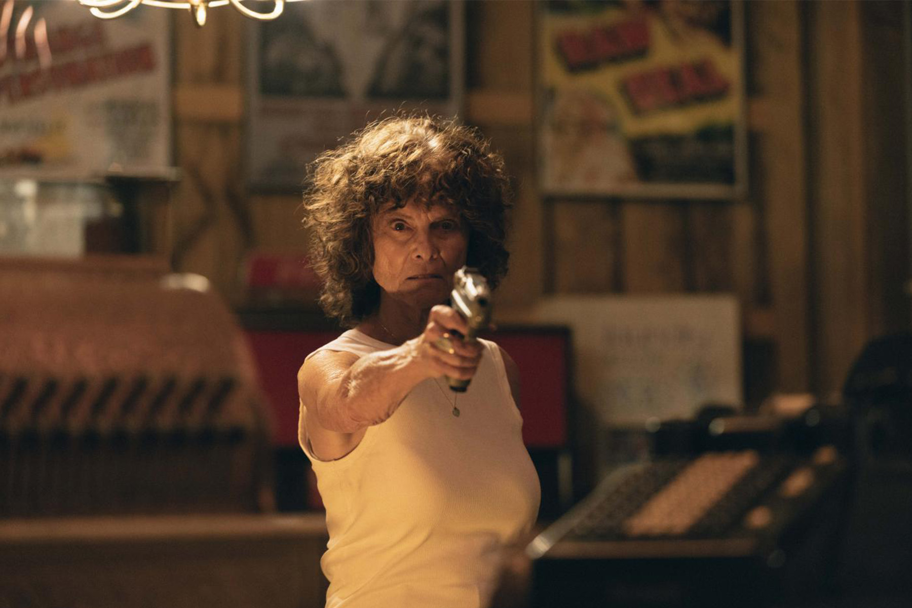 Adrienne Barbeau dans le rôle de Susan pour le film Oddities 
